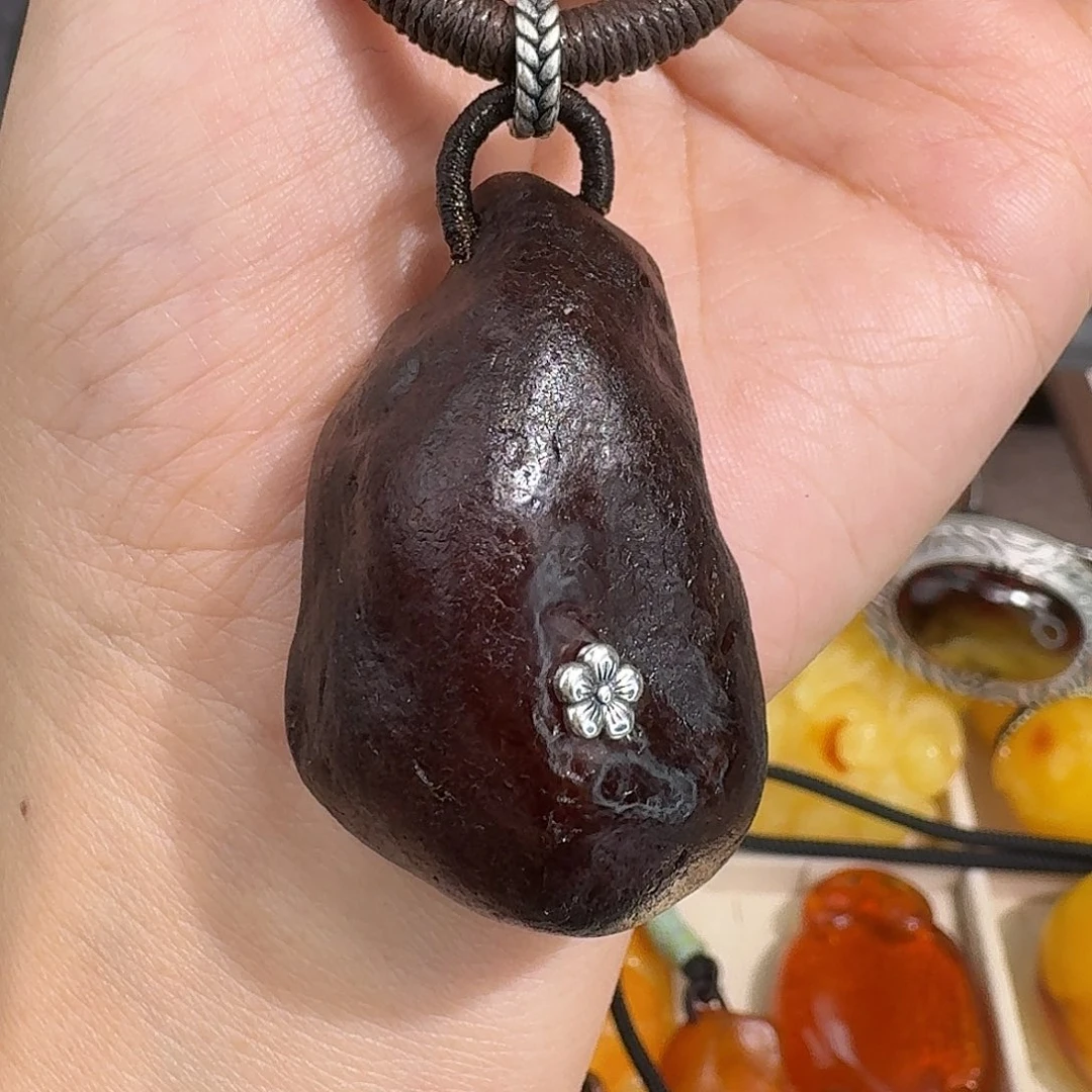 风***起琥珀未镶嵌裸石我