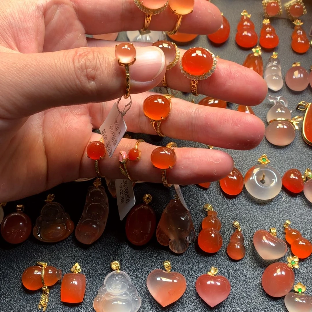 南红玛瑙未镶嵌项链