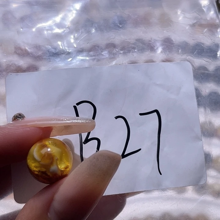 做***腿琥珀未镶嵌裸石12.2福利
