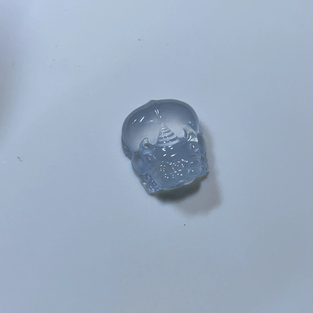 翡翠未镶嵌颈饰貔貅