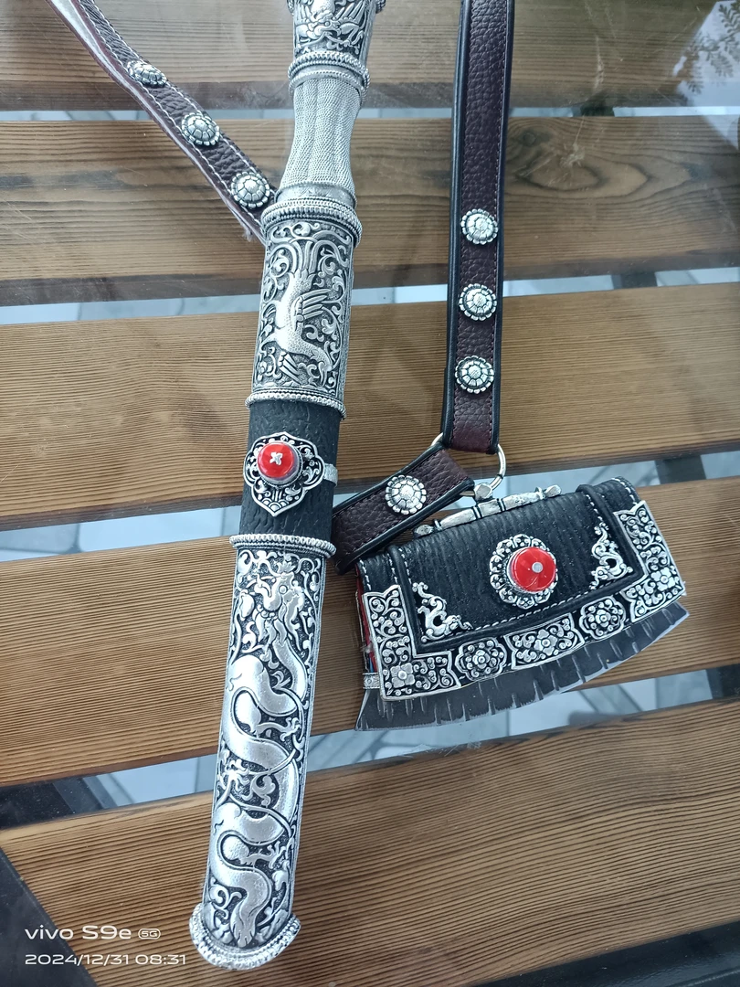 2025新款男士服装配件藏族特色手工白铜加银2个一套