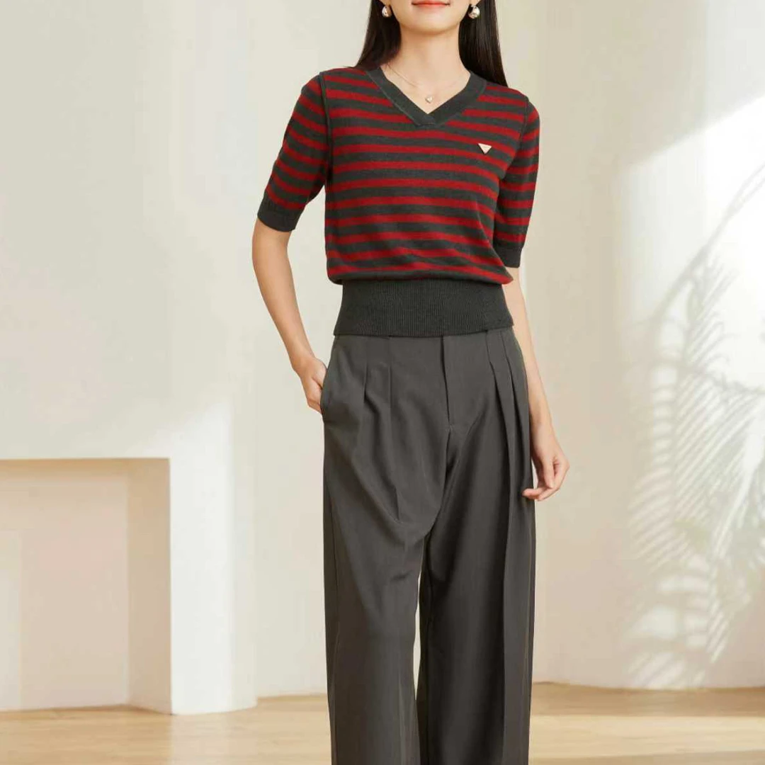 2025早秋新款天丝V领条纹女上衣宽松五分袖显瘦百搭上衣打底衫