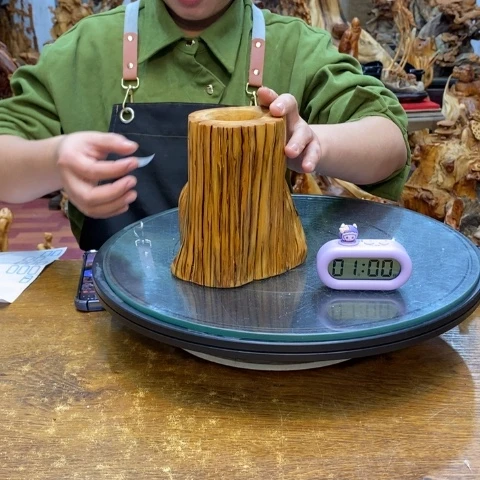 柏木醫**涯太行崖柏根雕