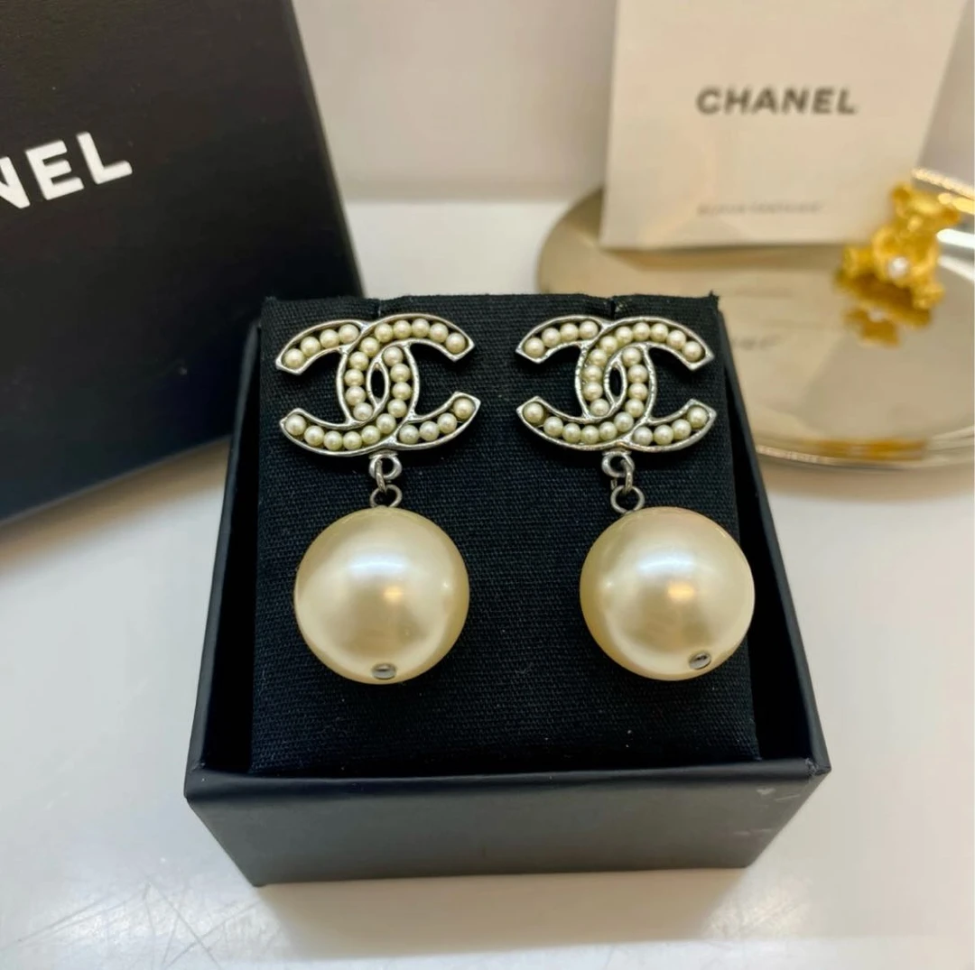 99新 Chanel/香奈儿 珍珠耳钉