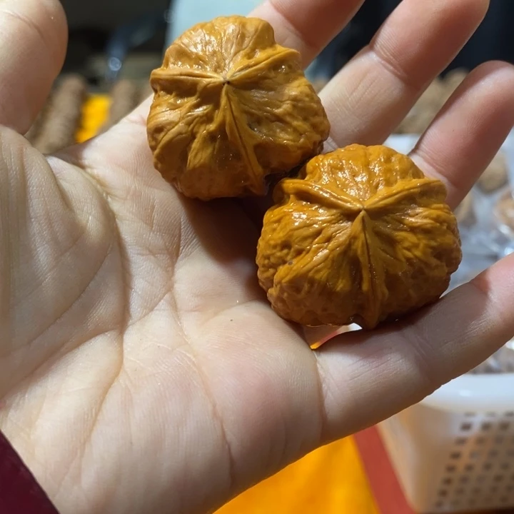 文玩核桃吊坠文玩核桃云铁三棱
