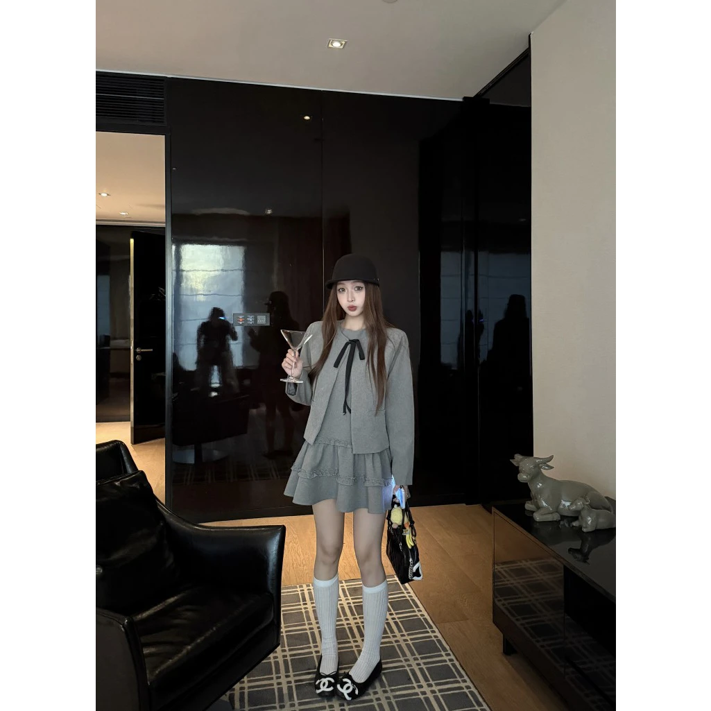 新款韩系千金精致西装外套+甜美背心连衣裙套装