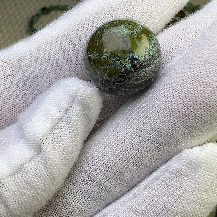 南红玛瑙足铂镶嵌珠宝奇石