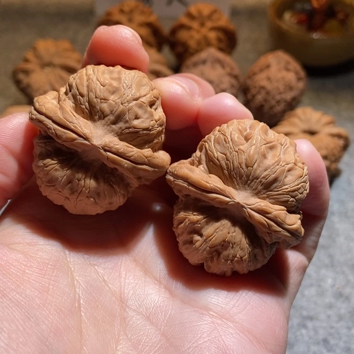 吊坠文玩核桃38元宝