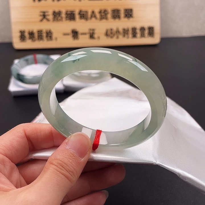 翡翠未镶嵌手镯手镯67