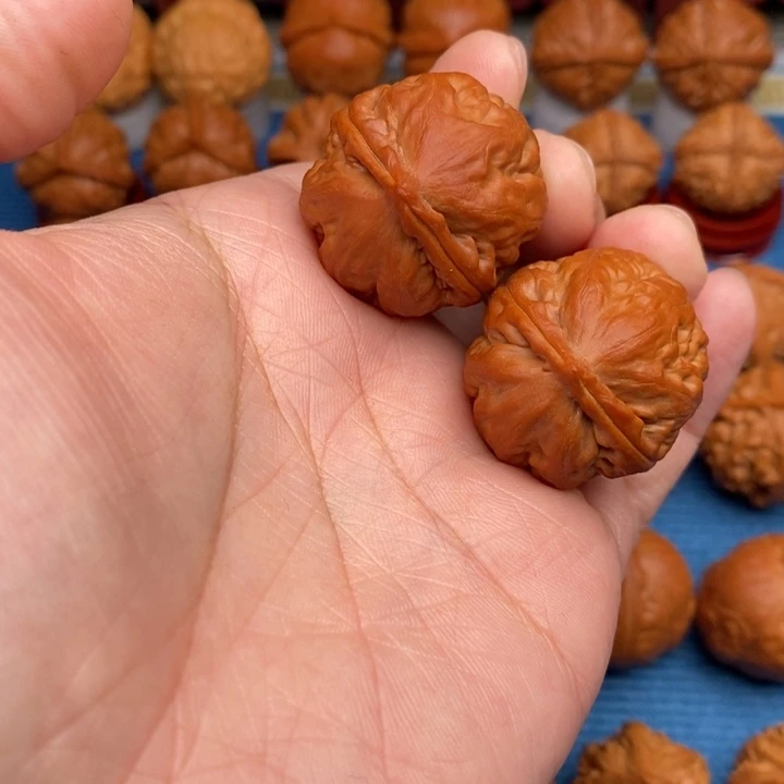 文玩核桃把件粗筋