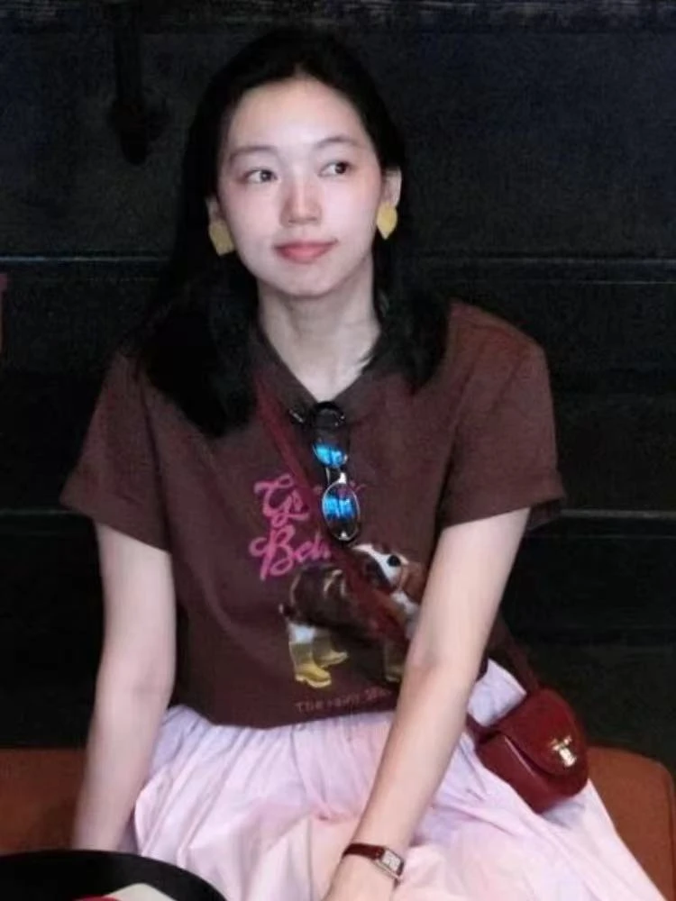 棕色小狗印花t恤女2025新款爆款夏季减龄超好看独特漂亮上衣