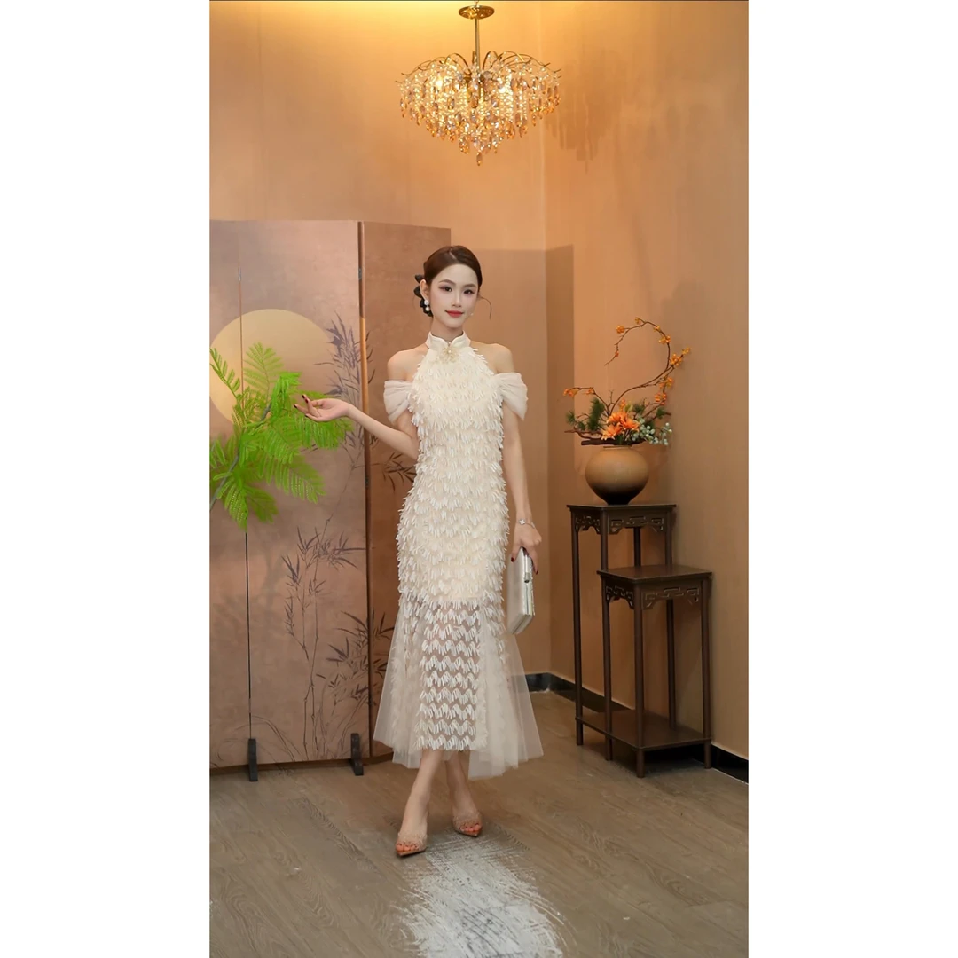 3510挂脖晚礼服女高级感高端新娘订婚礼裙轻奢小众露背敬酒服