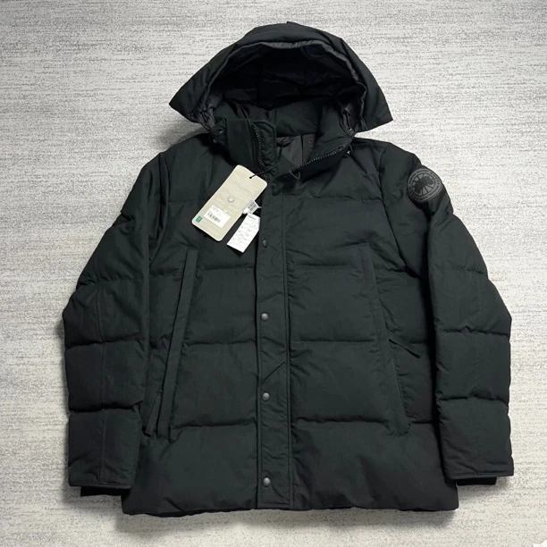 未使用 CANADA GOOSE 加拿大鹅 黑色黑标温德姆连帽派克羽绒服L