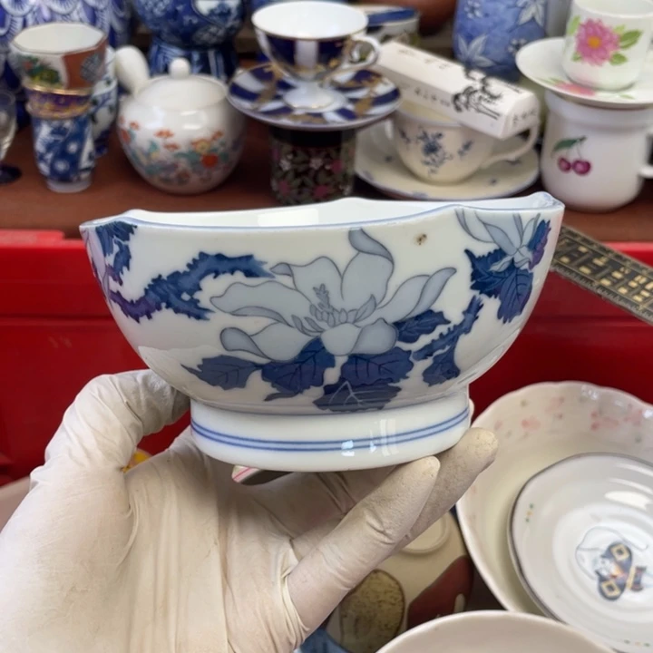 他家瓷器真美…开播了