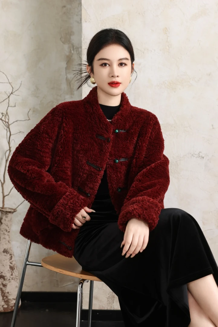 房房推荐-25210 女中国风单排扣长袖意式短外套加厚女装保暖