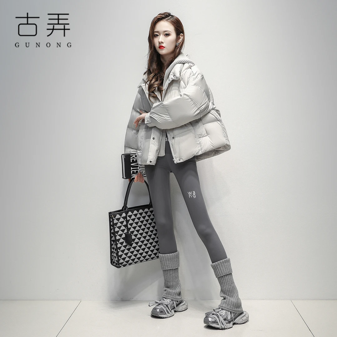 时尚大牌短款针织可拆卸帽羽绒服2025冬季新款蓬松保暖蓄热厚外套
