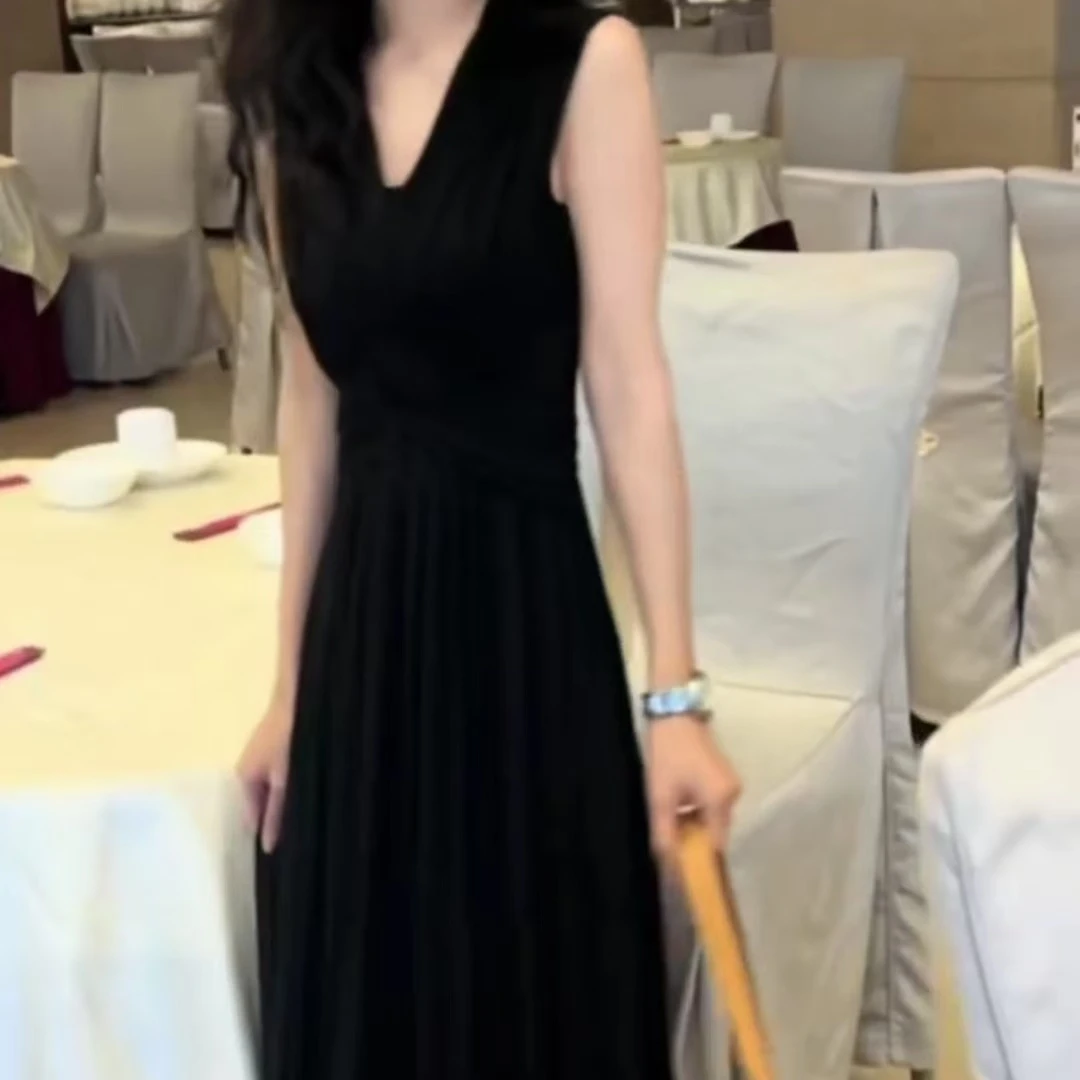 夏季新款连衣裙2025年绝美气质名媛高端设计小众法式赫本风长裙