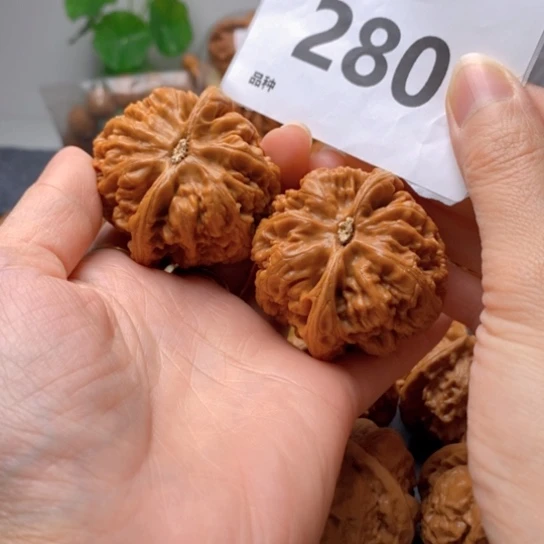 一***人吊坠文玩核桃全品48粗筋280