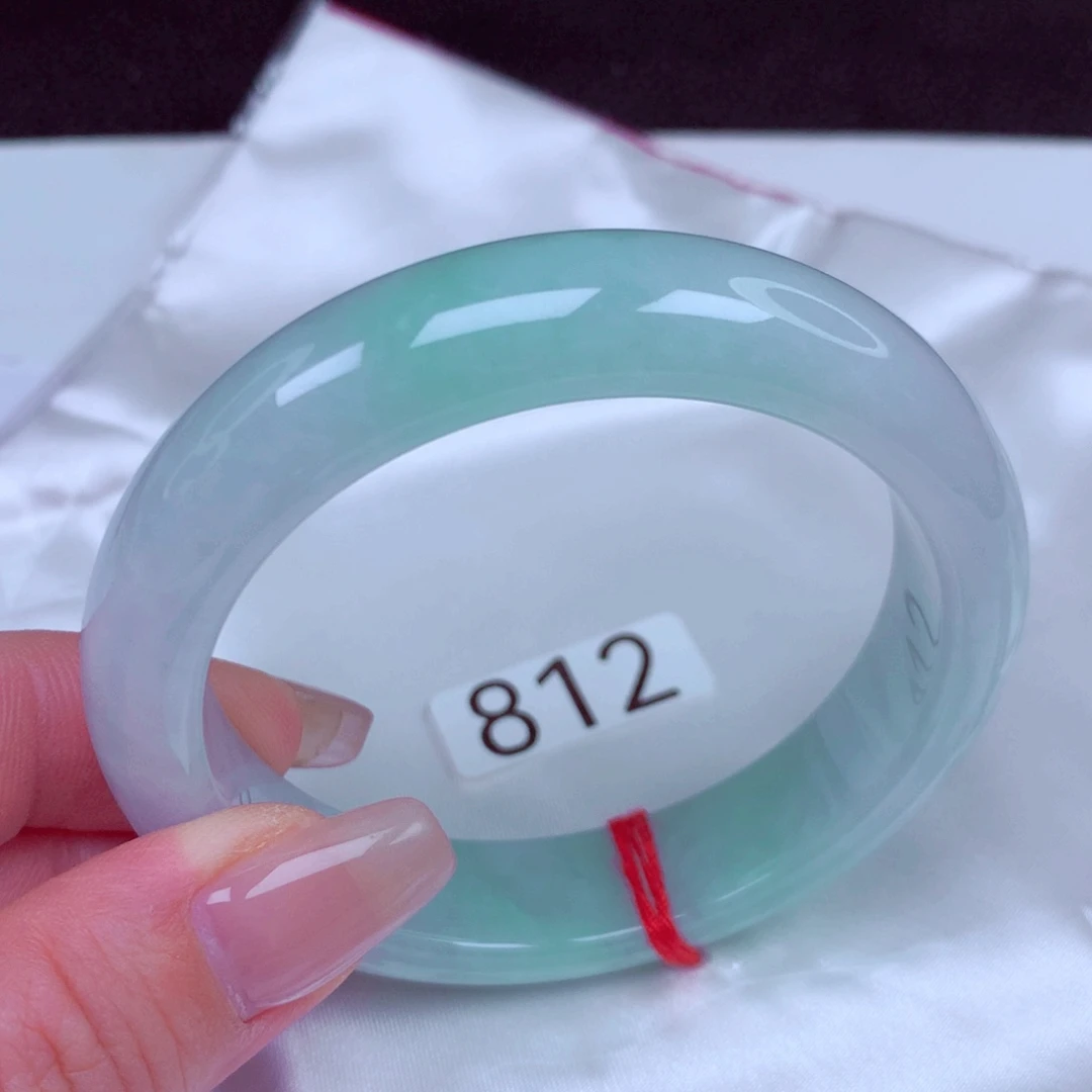 翡翠未镶嵌手镯手镯