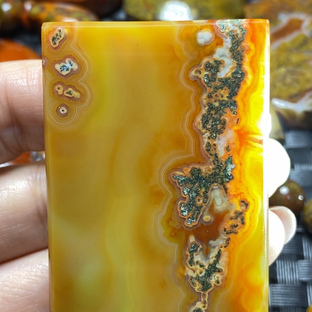 玛瑙/玉髓挂件未镶嵌