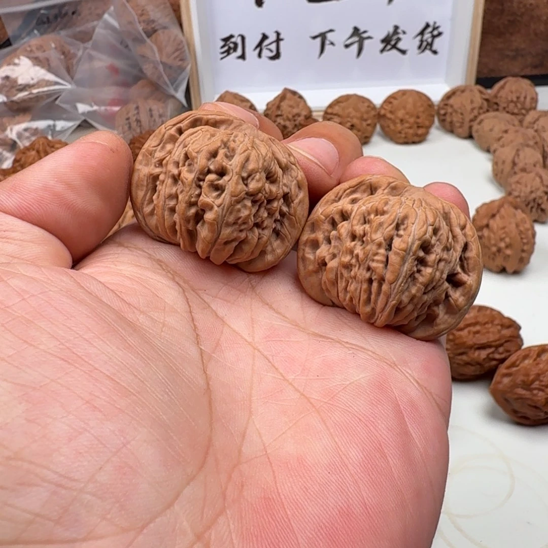 文玩核桃把件汉高楼