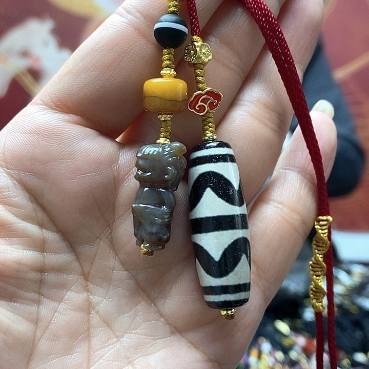 合金颈饰玛瑙/玉髓