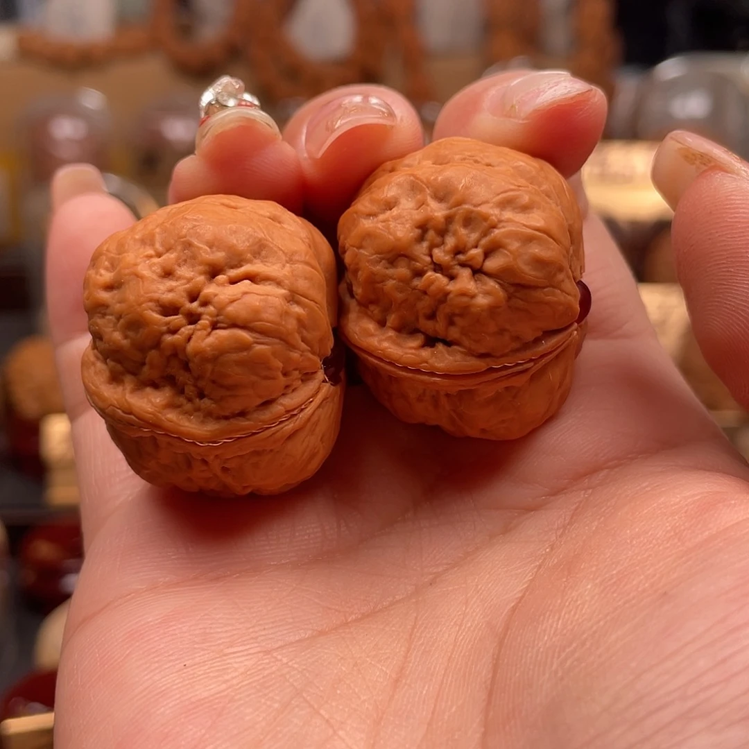 文玩核桃把件美**生 玉蟾元宝003