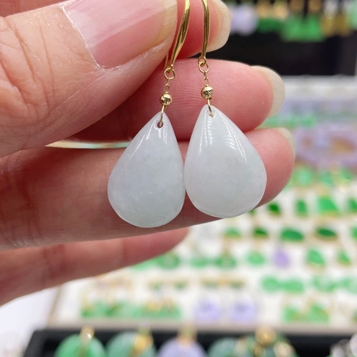 翡翠18K金镶嵌耳饰