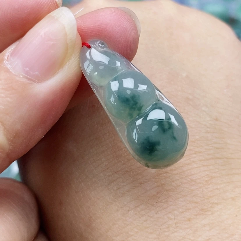 【闪购商品】翡翠未镶嵌颈饰天然翡翠A货福豆