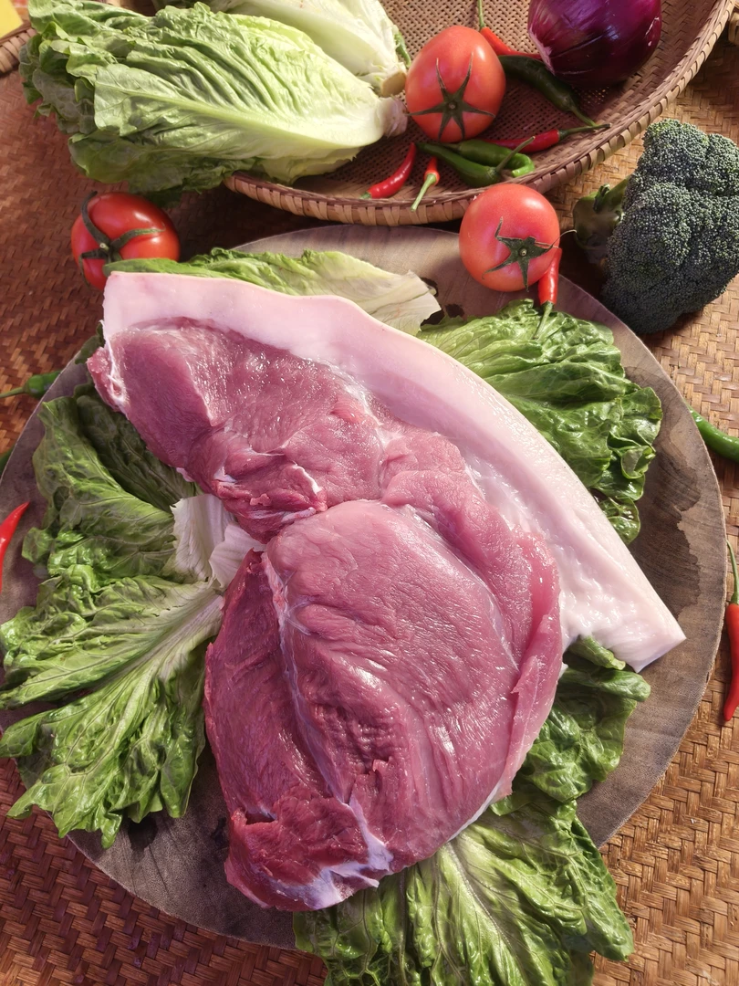 农村熟食土猪后腿肉-现切现称
