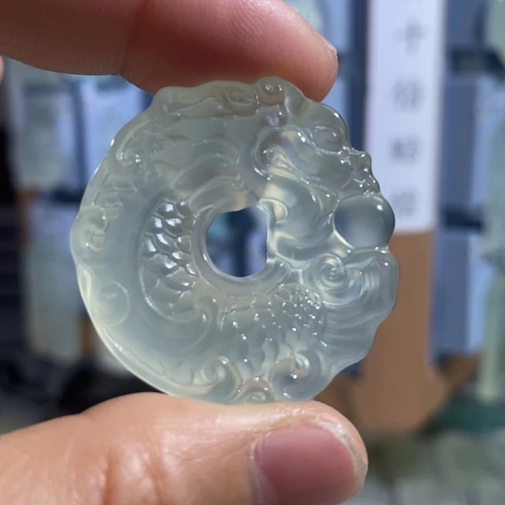 岫玉未镶嵌吊坠吊坠