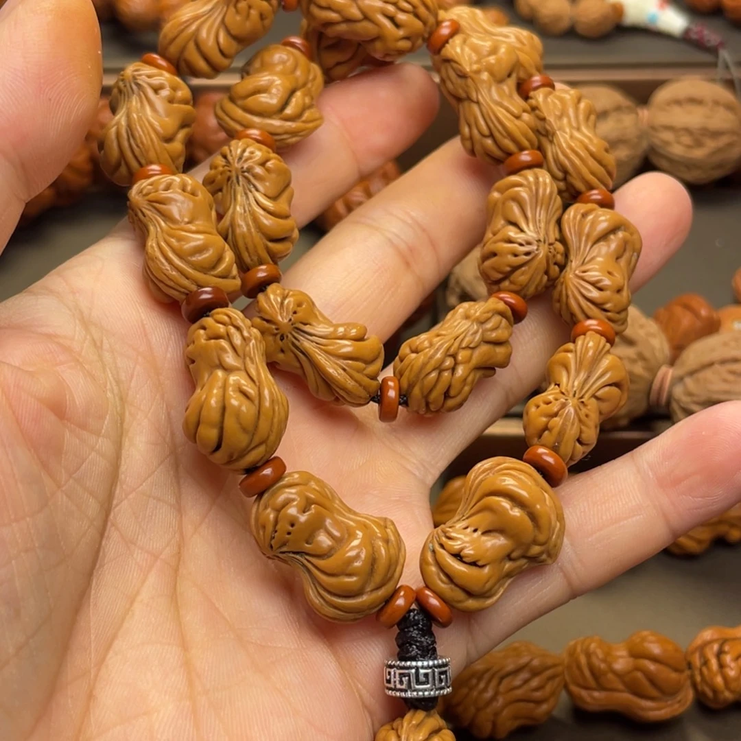 大***宝手串桃核龙纹桃核56