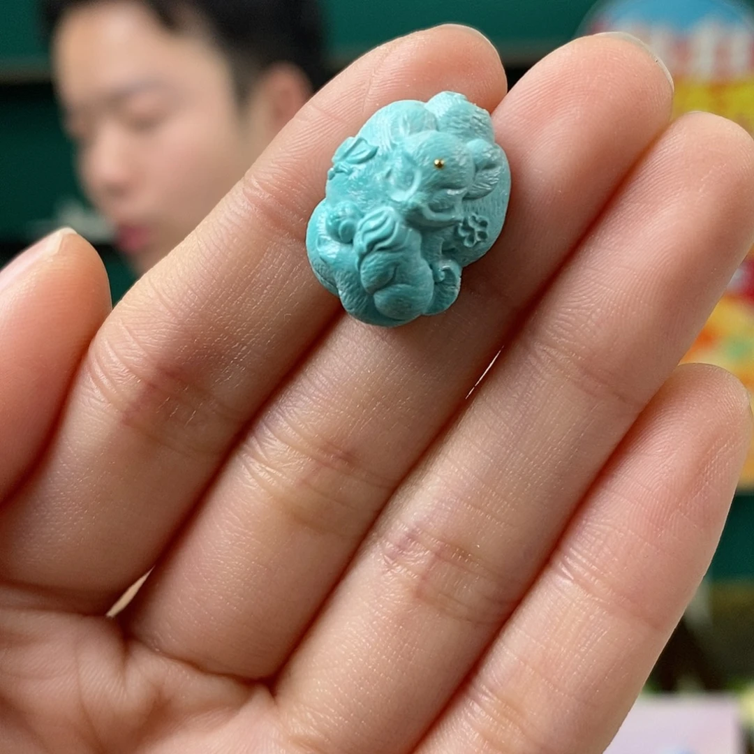 绿松石未镶嵌珠宝奇石