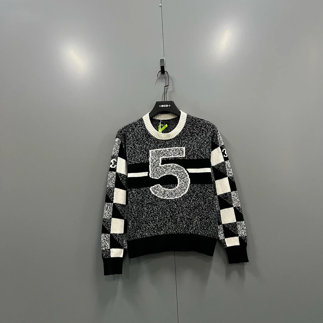 未使用 Chanel/香奈儿 zz 22秋冬数字羊绒衫36码/全新/608377