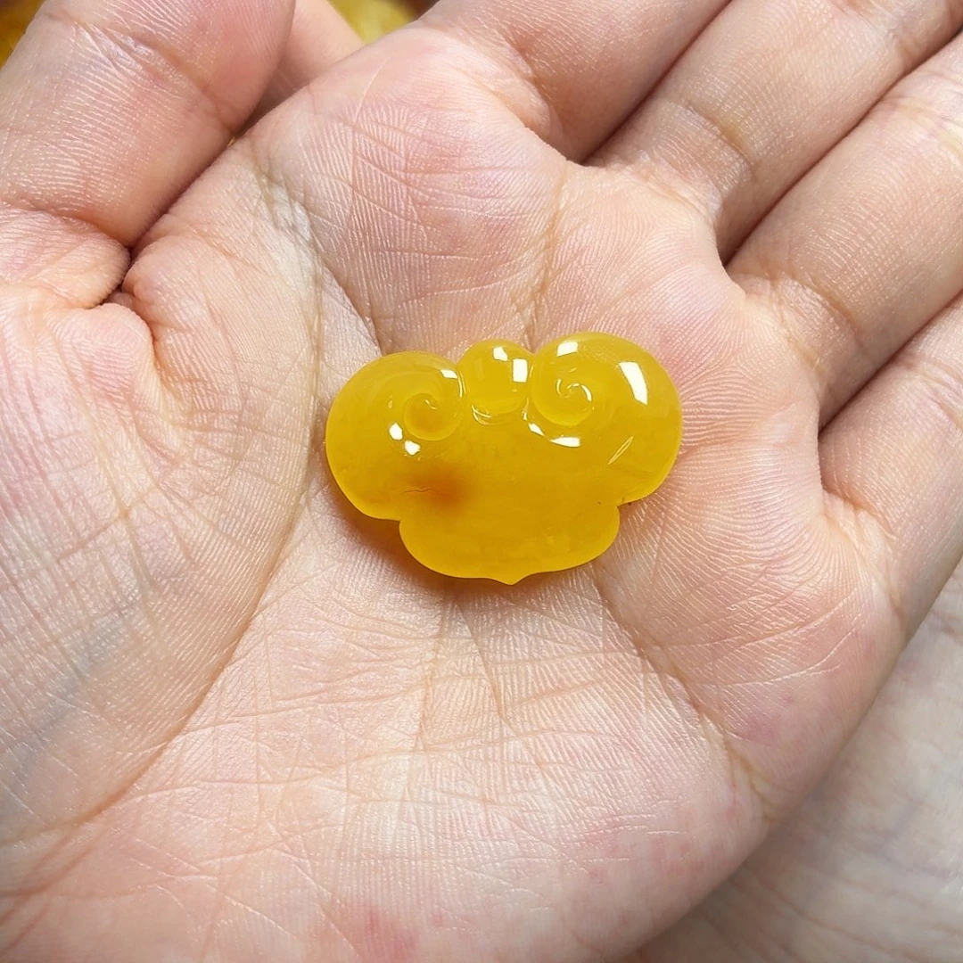 未镶嵌颈饰蜜蜡焦皮如意