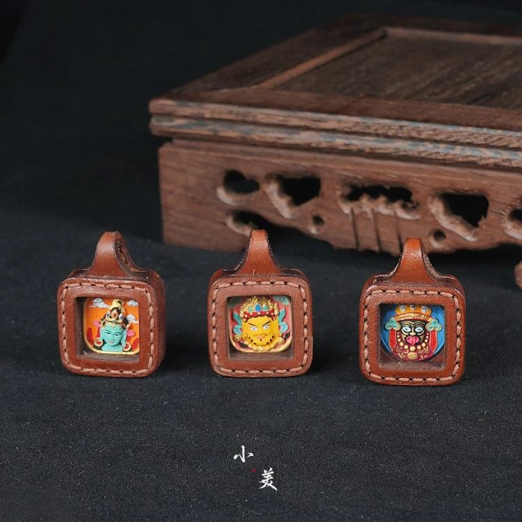 非金属皮质吊坠  立体擦擦挂件赠皮绳（多样性发其一）C342