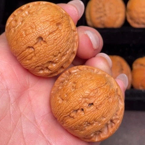 文玩核桃吊坠秦岭野生核桃