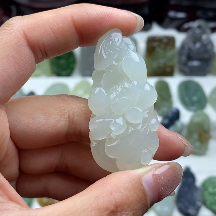 和田玉未镶嵌颈饰31