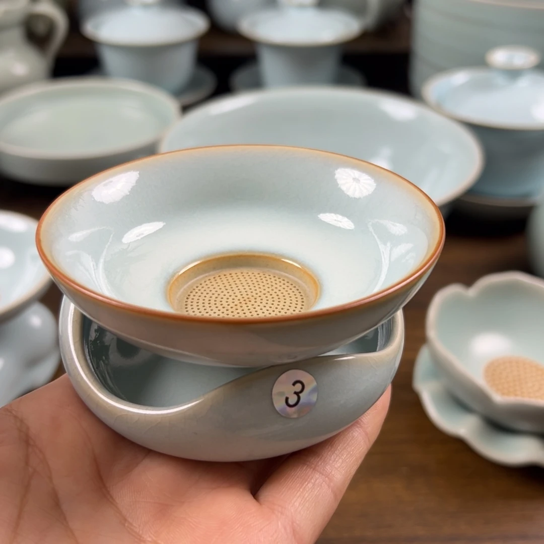 瓷摆件天青釉水茶漏