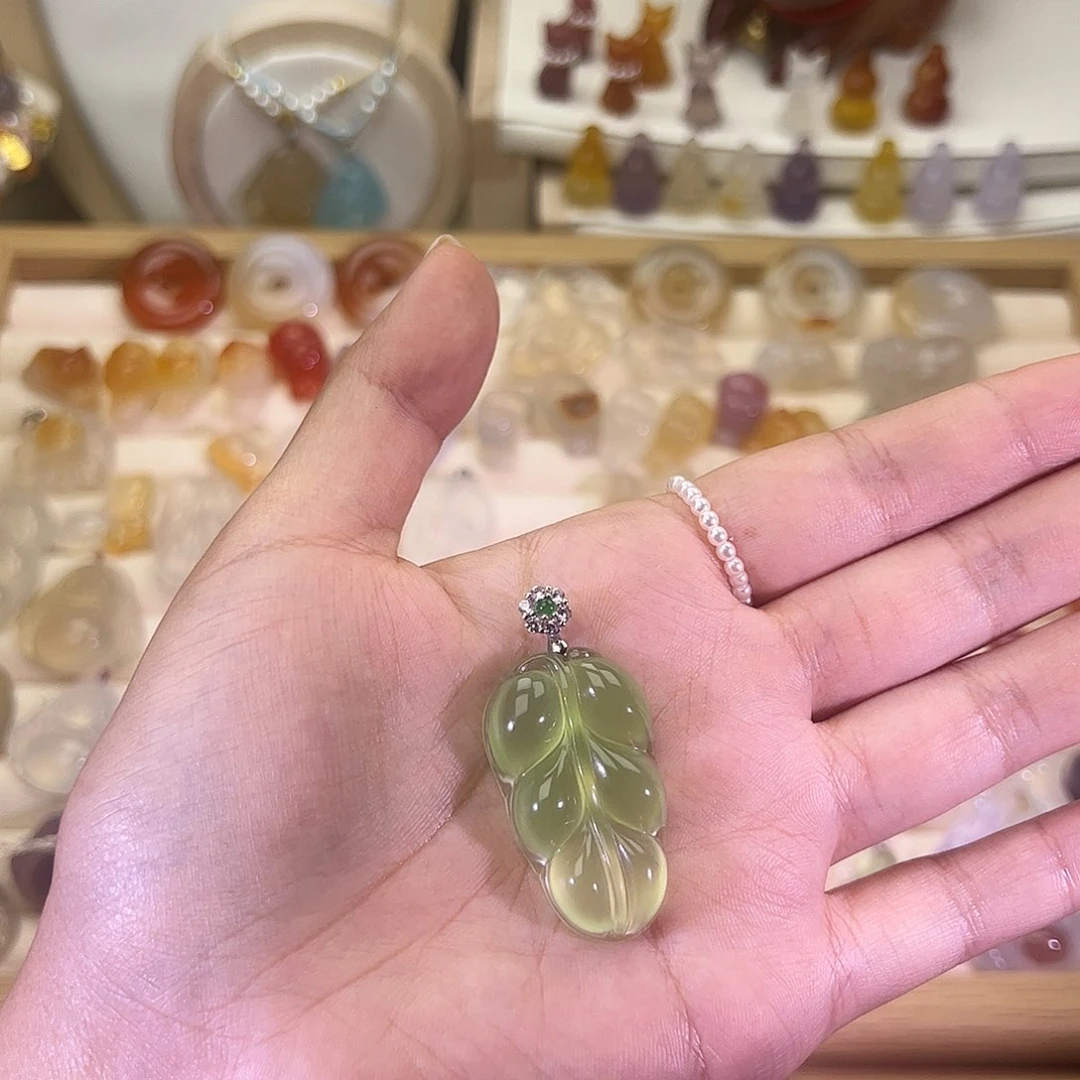 柠***。玛瑙/玉髓颈饰未镶嵌