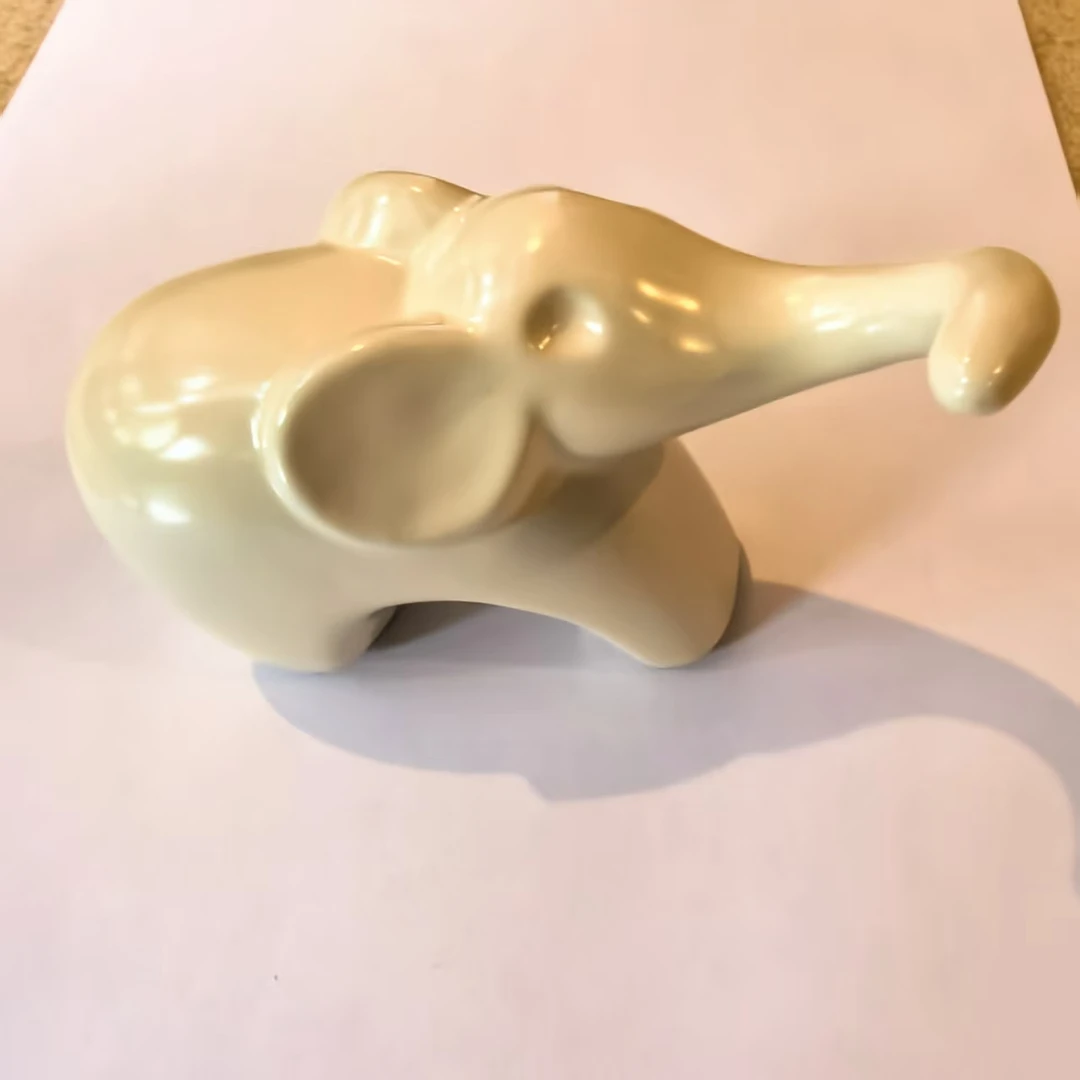 （老银工厂店） D1 精品财富旺大象摆件吊坠