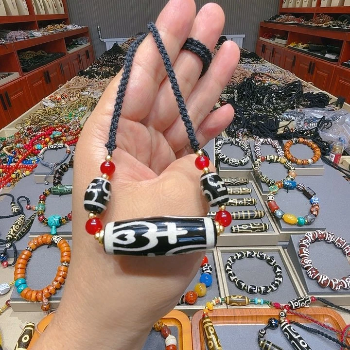 未镶嵌玛瑙/玉髓珠宝奇石