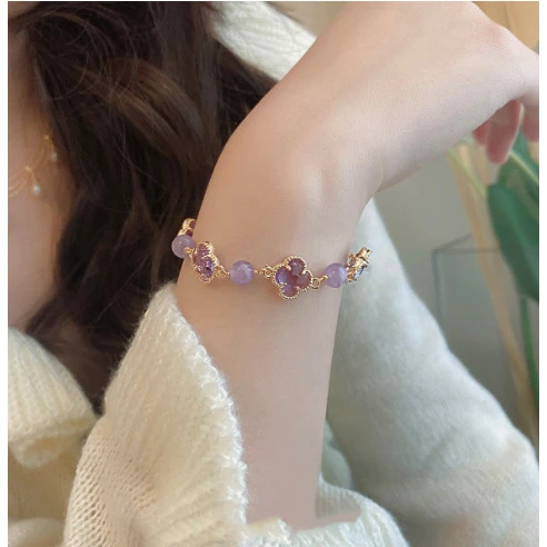 铜合金锆石手链 新款时尚小众设计高端大气气质手链四叶草女手链