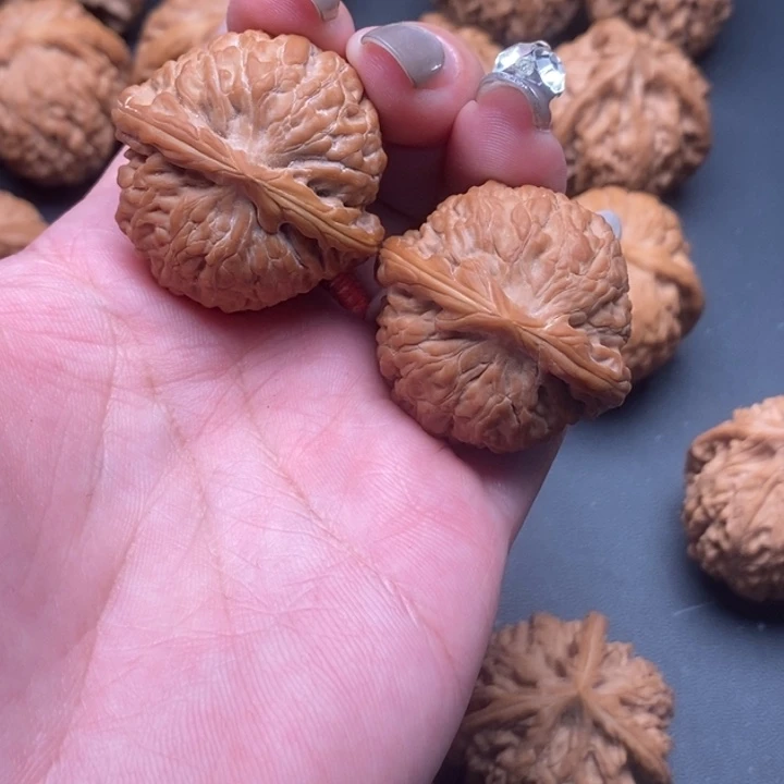 文玩核桃吊坠阳**生圆梦