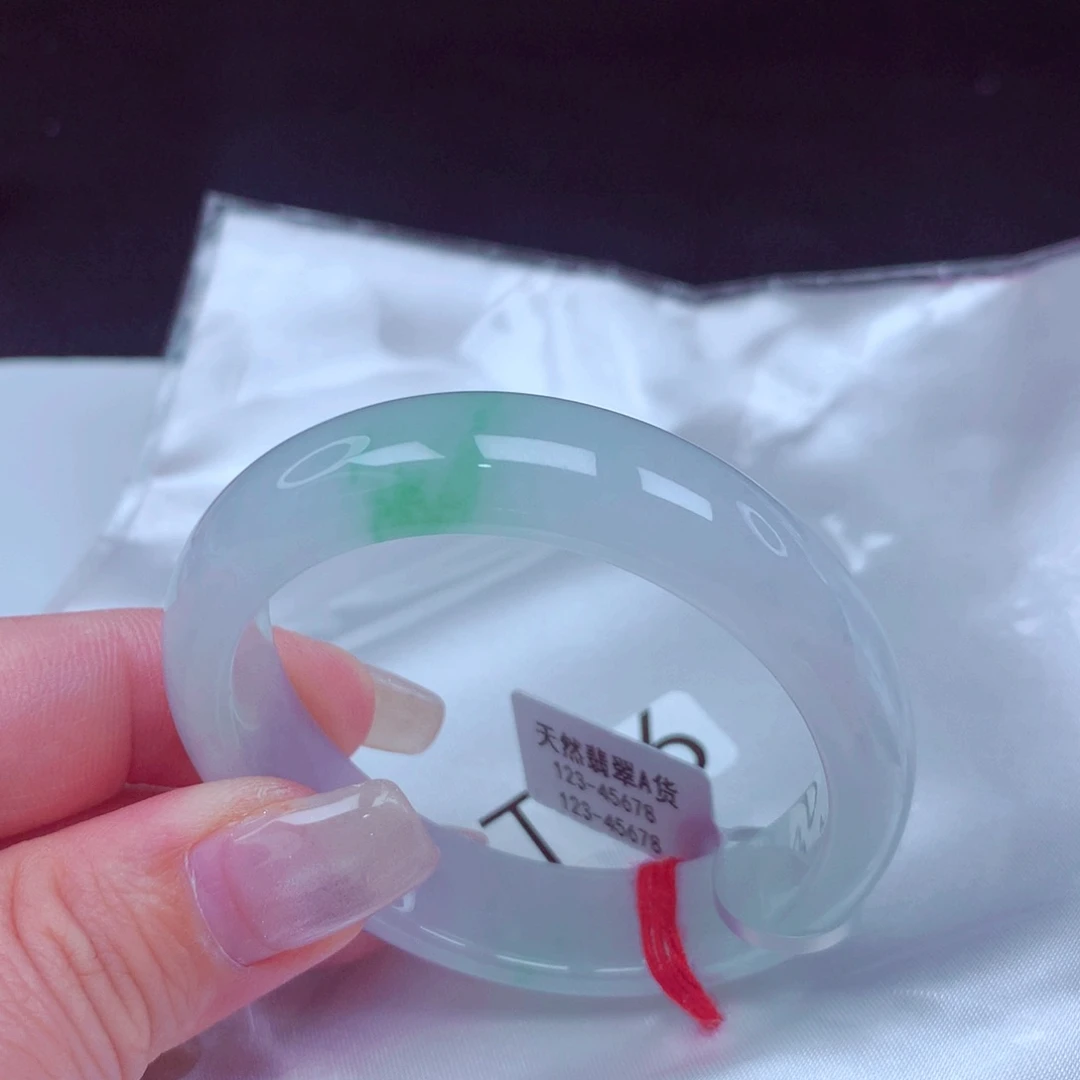 翡翠手镯未镶嵌手镯88