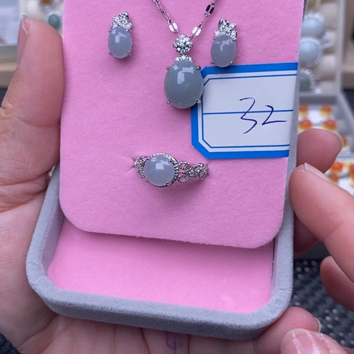 未镶嵌戒指翡翠缅甸