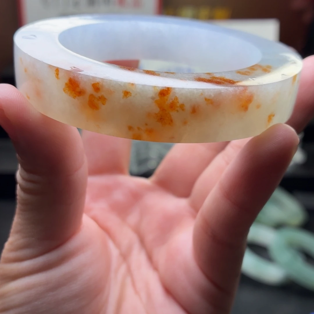 李***蛋未镶嵌翡翠手镯多样性发一定制翡翠