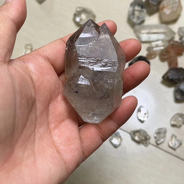 容***弟未镶嵌珠宝半成品水晶