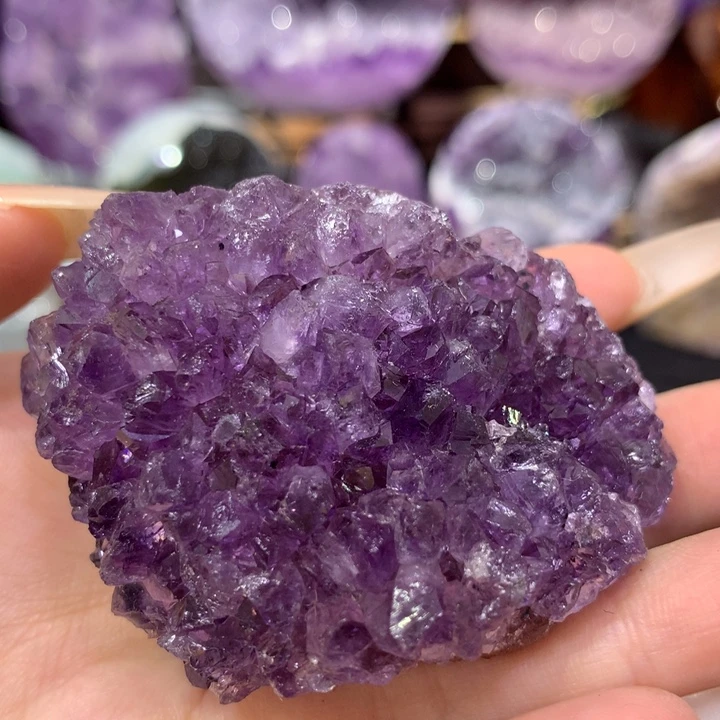 珠宝半成品紫晶未镶嵌晶花