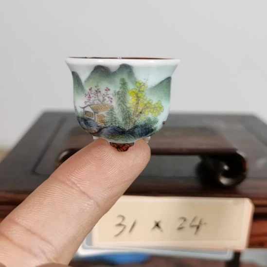 手工坯手绘青花釉下五彩